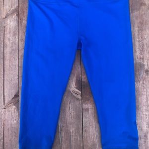 Fabletics cropped leggings